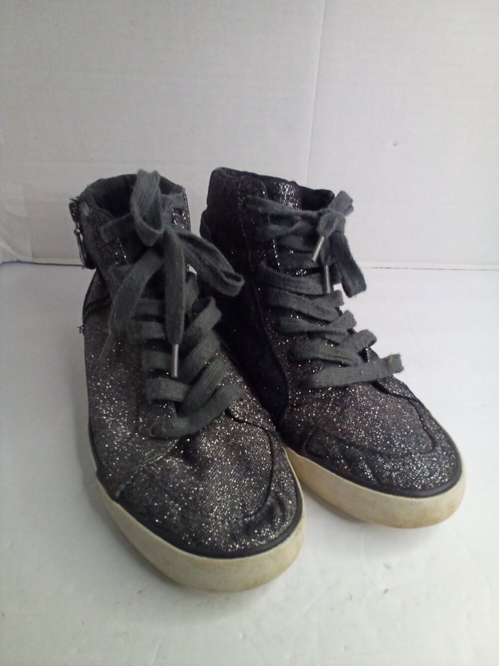 G By Guess High Top Sneaker Women 9 Zipper Detail Sparkle Glitter